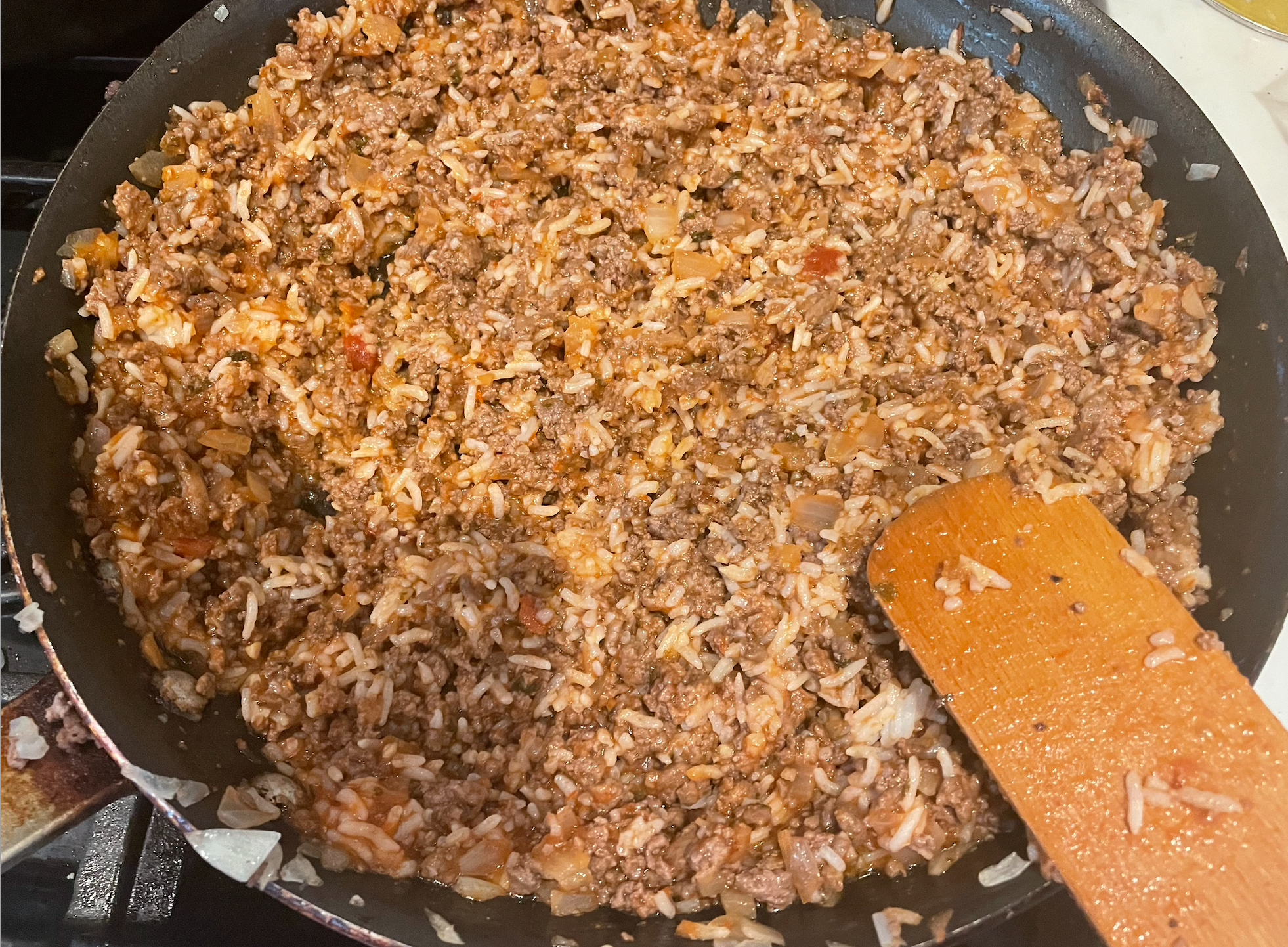 Easy Ground Beef Stuffed Peppers